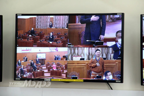 ЧУУЛГАН: Орлого нь 50 хувиар буурсан бол 200 мянган төгрөг олгоно