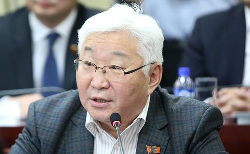 Э.Бат-Үүл: Д.Амарбаясгалан гэж дээрэмчнээр хотыг удирдуулна гэж байхгүй шүү