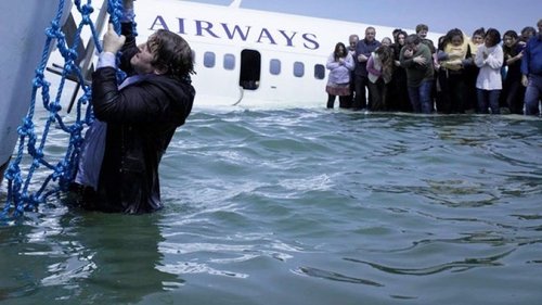 АНУ-ын иргэний агаарын тээврийн нисгэгч ахмад Чесли Салленжер Хадсон голд ослын буулт хийв