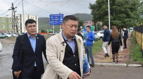 Генерал Б.Хурцыг шүүх хуралд Б.Булган оролцож байна