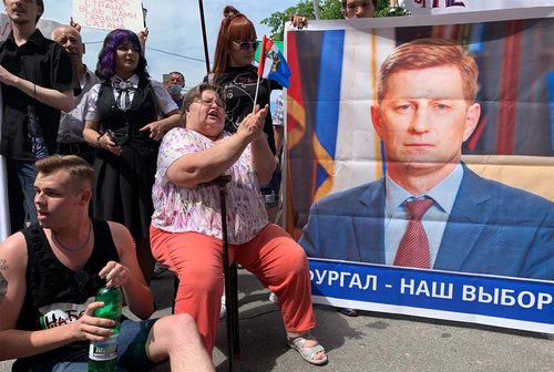 Хабаровск мужийн иргэд  21 хоног жагсаж байна