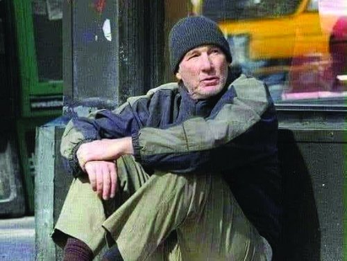 Ричард Гир орон гэргүй хүний  дүрд хувирчээ