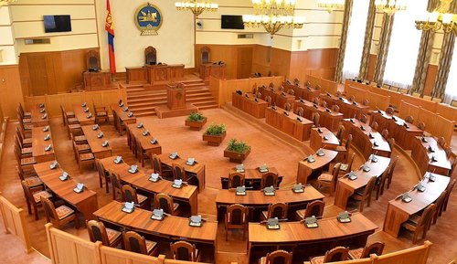 Парламент хүчирхийллийн эсрэг тэмцэнэ