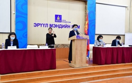 ЭМЯ: ОХУ-д нэг өдөрт 5061 хүн халдвар авлаа
