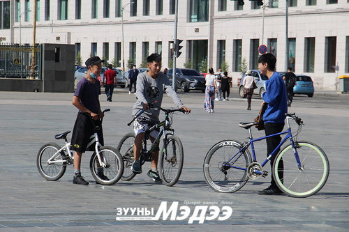 Унадаг дугуйгаар зорчих дүрмээ сурталчилъя