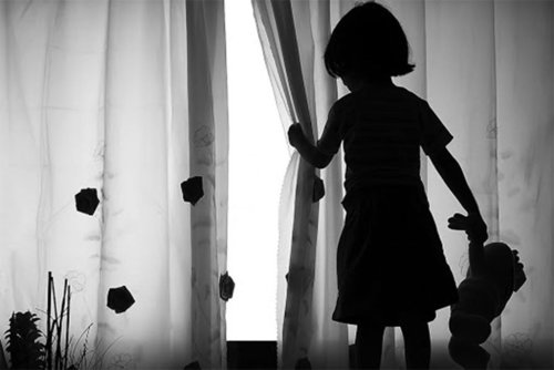 Гэртээ үлдсэн хүүхдүүдийн аюулгүй байдлыг хэн хариуцах вэ?