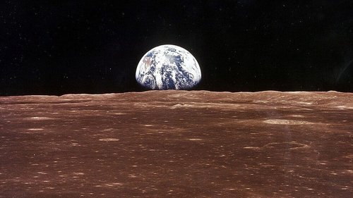 Япон 2035 он гэхэд саран дээр үйлдвэр барихыг хүсэж байна