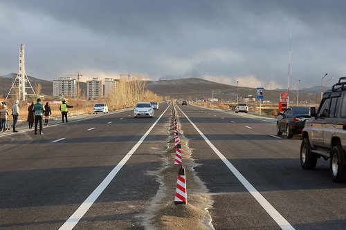 Дарханы замын зорчих хэсгийг нээлээ
