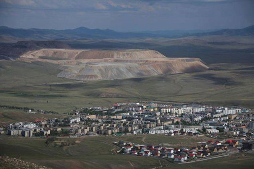 “Орхончууд овоолгоо өөрсдөө эзэмших ёстой” гэв