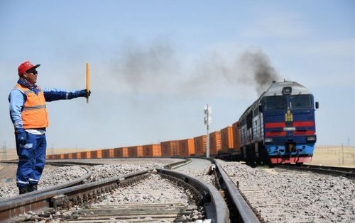 Төмөр замын салбарын 8900 ажилтныг СOVID-19-ийн шинжилгээнд хамруулаад байна
