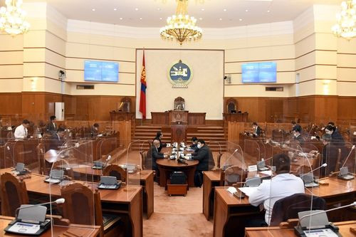 Чуулган: Хууль батлагдсан ч үнээ буулгах боломжгүй