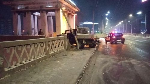 Сэрэмжүүлэг: Зам халтиргаатай учраас хурдаа тохируулж явахыг анхааруулав