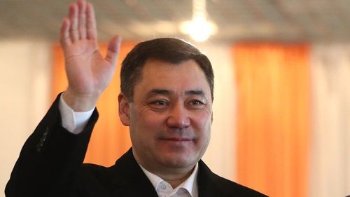 Киргизчүүд ерөнхийлөгчөөрөө Садир Жапаровыг сонголоо