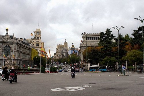 Испанийн нийслэл Мадридад нүүн ирэв