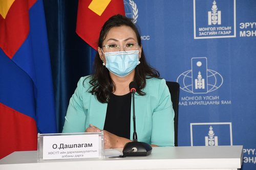 О.Дашпагам:Эмч нарыг гурван өдрийн хугацаанд вакцинжуулна