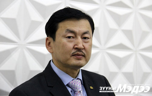 Т.Хонгор: Бид Оюутолгой дахь аврах “шүхэр”-ээ алдаж болохгүй