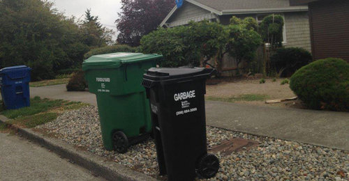 Гурван өнгийн саваар хогны асуудлаа шийдсэн