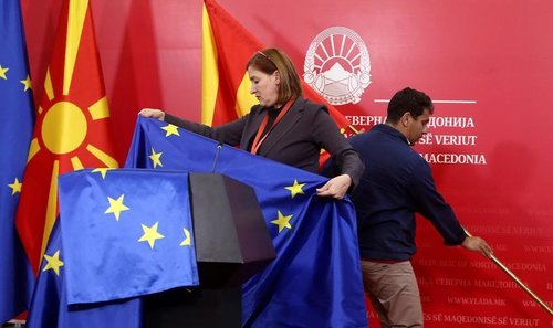 Педро Санчес Хойд Македоныг Европын холбоонд элсэхийг дэмжинэ