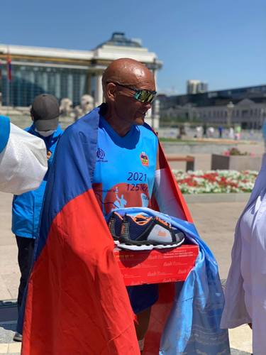 Б.Болдбаатар: Өвөг дээдсийнхээ тэмцэж бүтээсэн эх оронд гүйж байгаагаараа бахархдаг