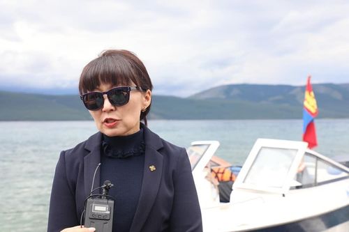 Хөвсгөл нуурын бохирдлыг бууруулах ажлын хэсгийн ахлагчаар БОАЖ-ын сайд Н.Уртнасан ажиллаж байна