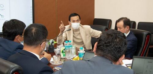 Н.Учрал: Төрийн байгууллага хуулиа хэрэгжүүлэхгүй байгаа учраас хуулийн нэр хүнд унаж байна