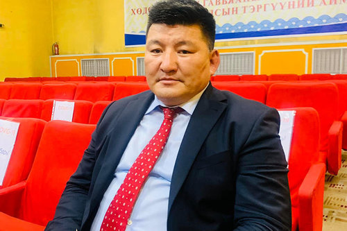 Архангай аймгийн Засаг даргад М.Батжаргалыг дэмжжээ