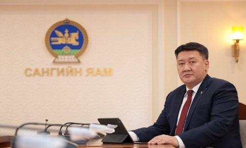 Б.Жавхлан:Хүүхдүүдийг хуримтлалтай болгох тогтолцоог бүрдүүлнэ