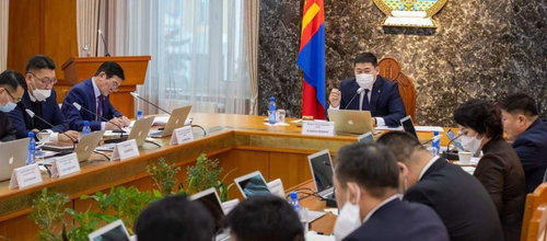 Монгол “улбар шар” зэрэгтэй ч “ногоон”-оор амьдарч байна