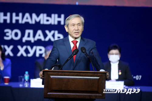 Н.Энхбаяр: Авлигатай тэмцэхийн тулд сонгодог парламентын тогтолцоонд шилжих ёстой