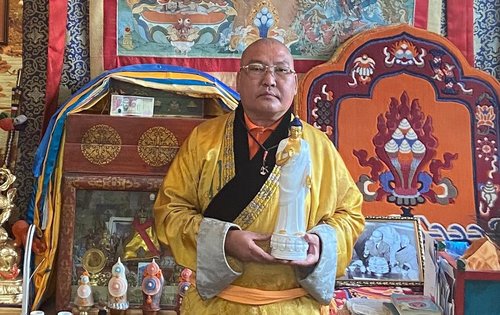 Гарма Гаржүд Үржин Пэрэнлайлин хийдийн хамба лам Д.Тайвансайхан: Насанд ээлтэй, нялхаст ширүүн жил болно