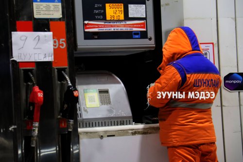 ФОТО:  Үүдээ барьж, үйлчилгээгээ хаасан ШТС-ууд