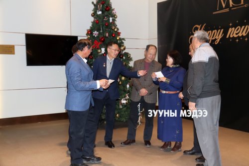 ФОТО: Түүх өгүүлж, дурсамж хуваалцсан 