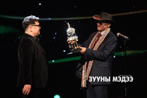 ФОТО: “Мөнгөн мод-2023” наадам шилдэг 12 бүтээл, 13 уран бүтээлчийг шалгаруулалтаас